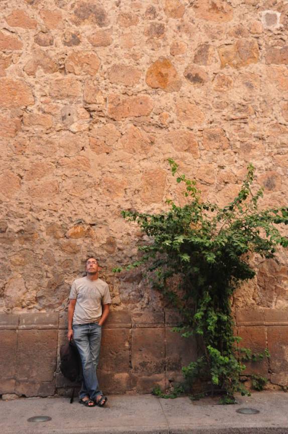 Posando para fotos em Tlaquepaque, bairro de Guadalajara, no México
